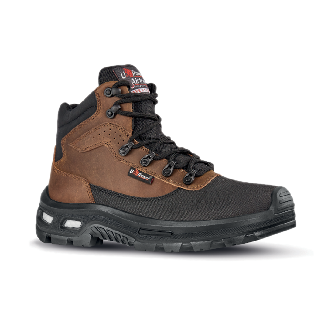 chaussure-avec-tige-cuir-pull-up-hydrofuge