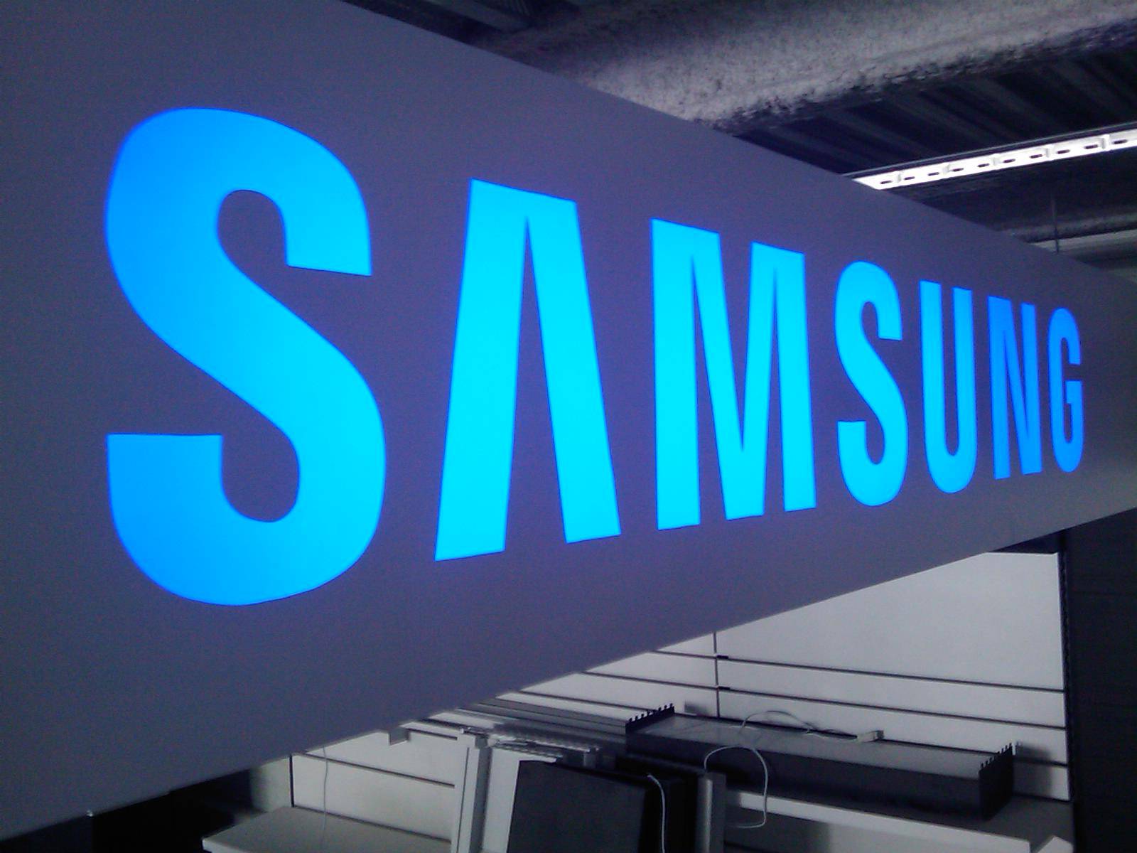 panneaux-lumineux-evidé